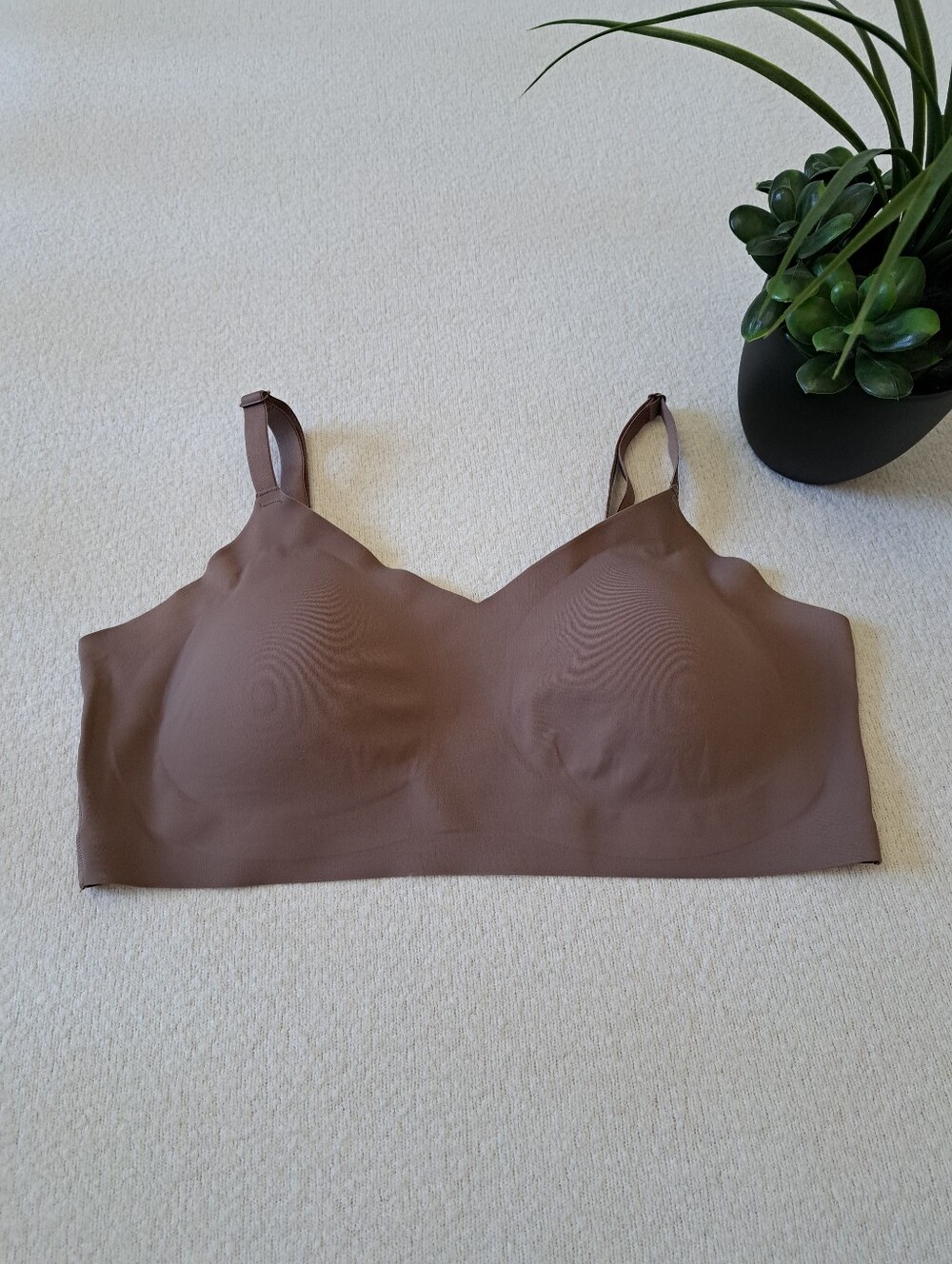 Halston Seamless Bra Womens Size XL Brown Smooth Stretch Loungewear